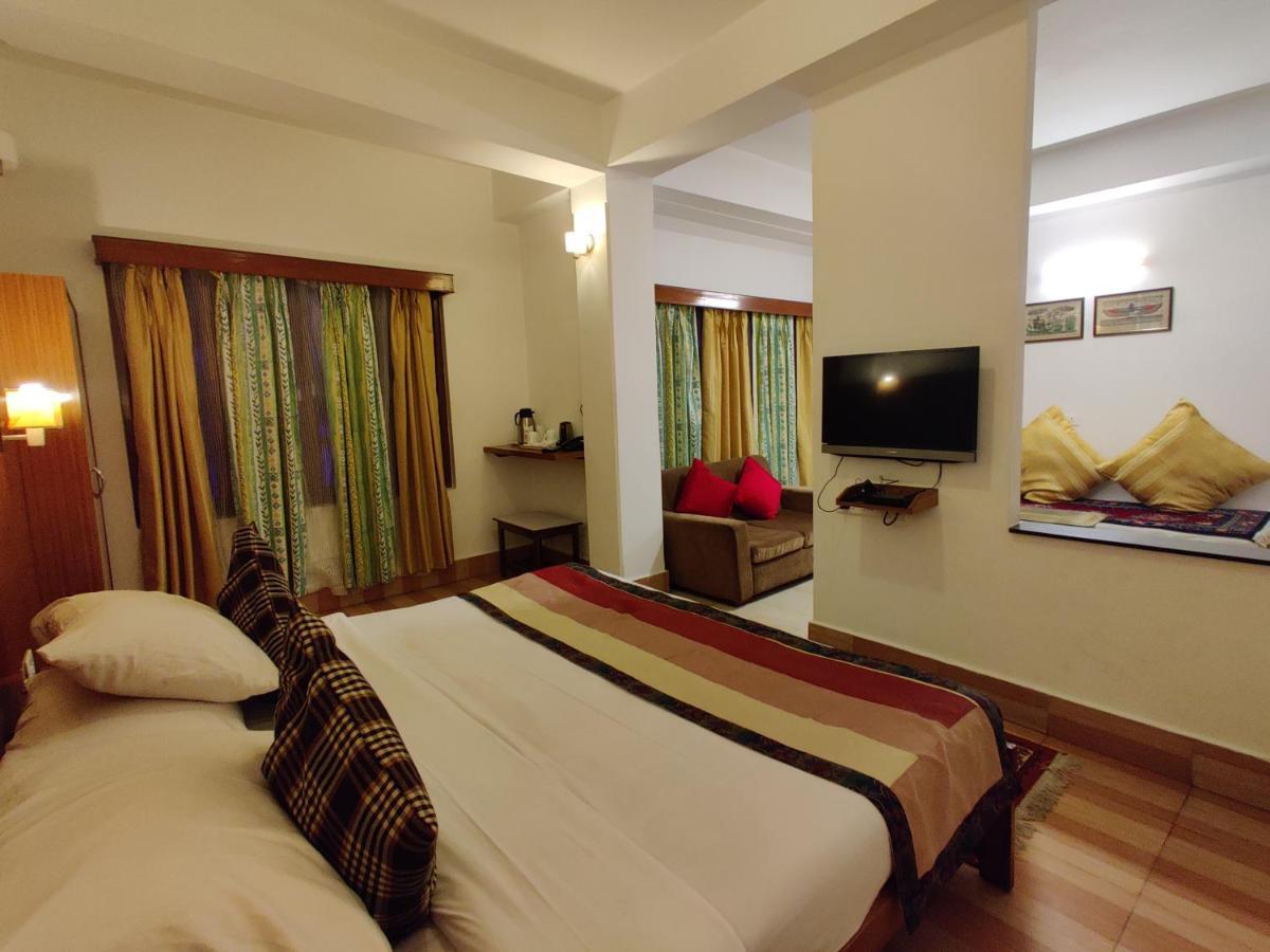 Hotel Tarayana Gangtok Bagian luar foto